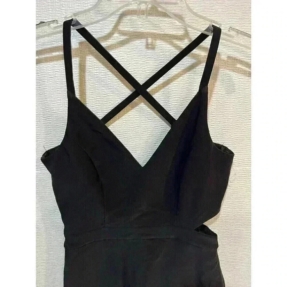 NBD x NAVEN REVOLE One Side Cut Out Ruffle Strappy Fit & Flare Mini Black Dress - Picture 2 of 7